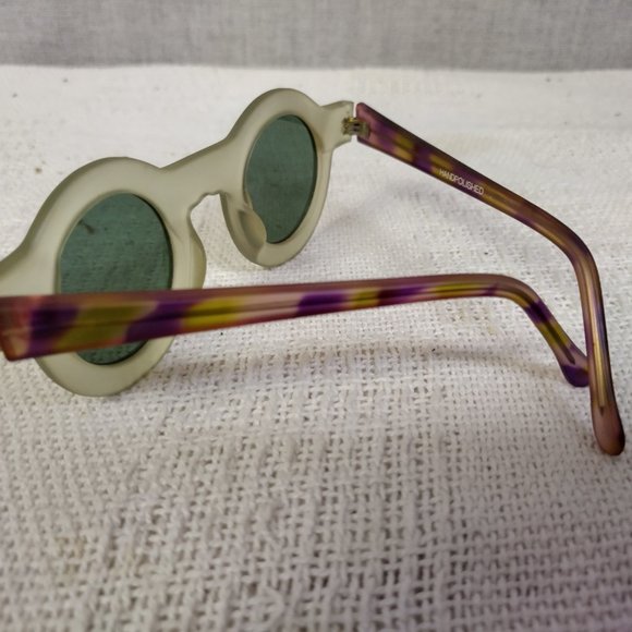 DEADSTOCK Authentic Vintage Lucite Circle Hippie Sunglasses AWESWOME AND UNIQUE main image 6